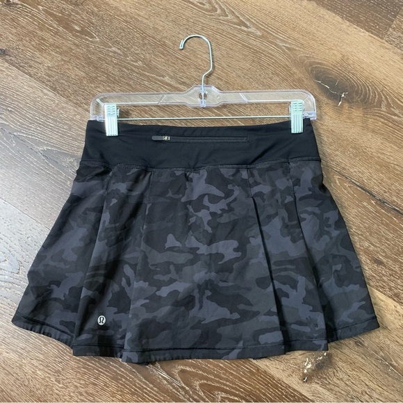 Lululemon womens pace rival skirt incognito multi gray black 4Tall - Picture 2 of 9